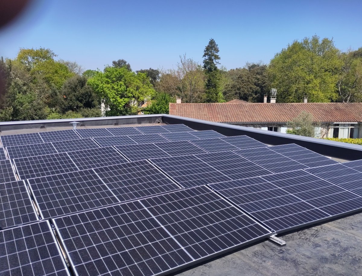 Pose de panneaux photovoltaïques